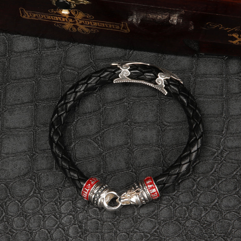 Fuente The OpusX Society Leather Bracelet