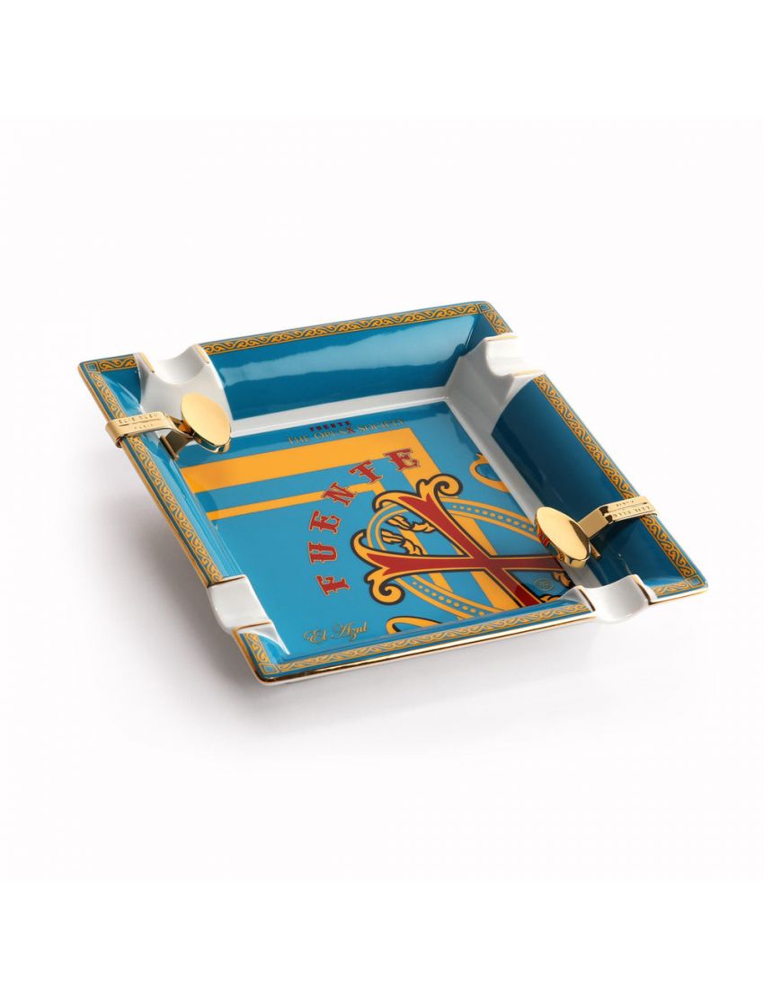 Fuente The OpusX Society Elie Bleu Azul Ashtray